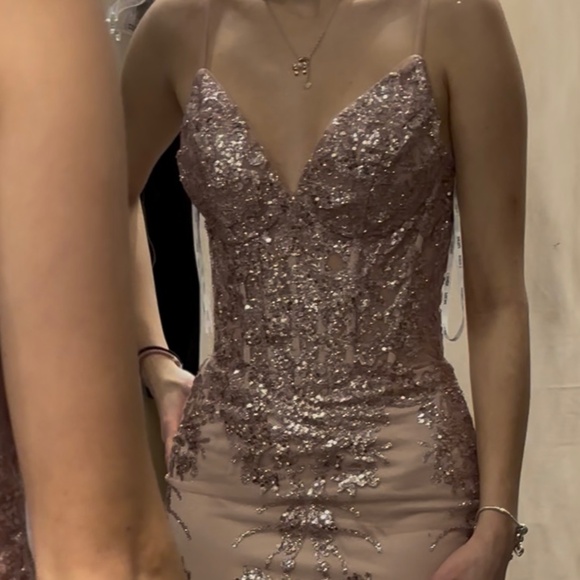 Prom Dress - Picture 2 of 4